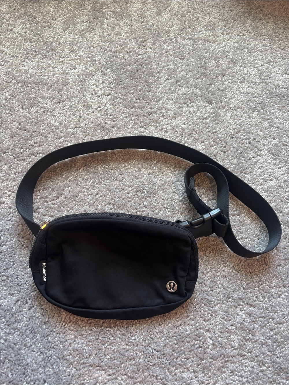 lululemon athletica Black  Belt Bag